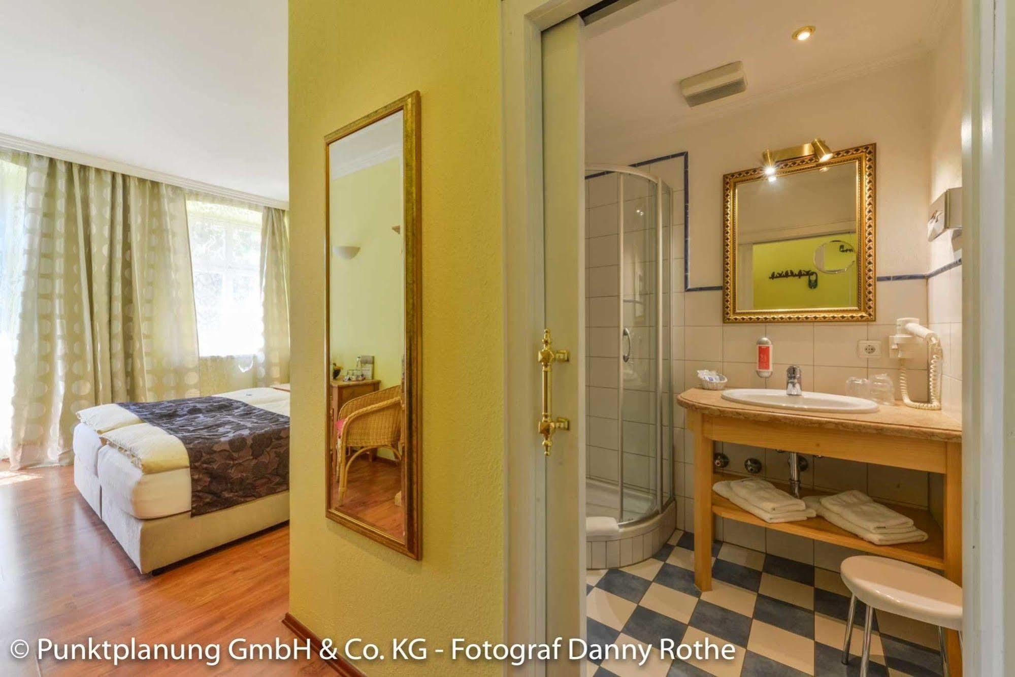 Hotel Oberwirt Obing Extérieur photo