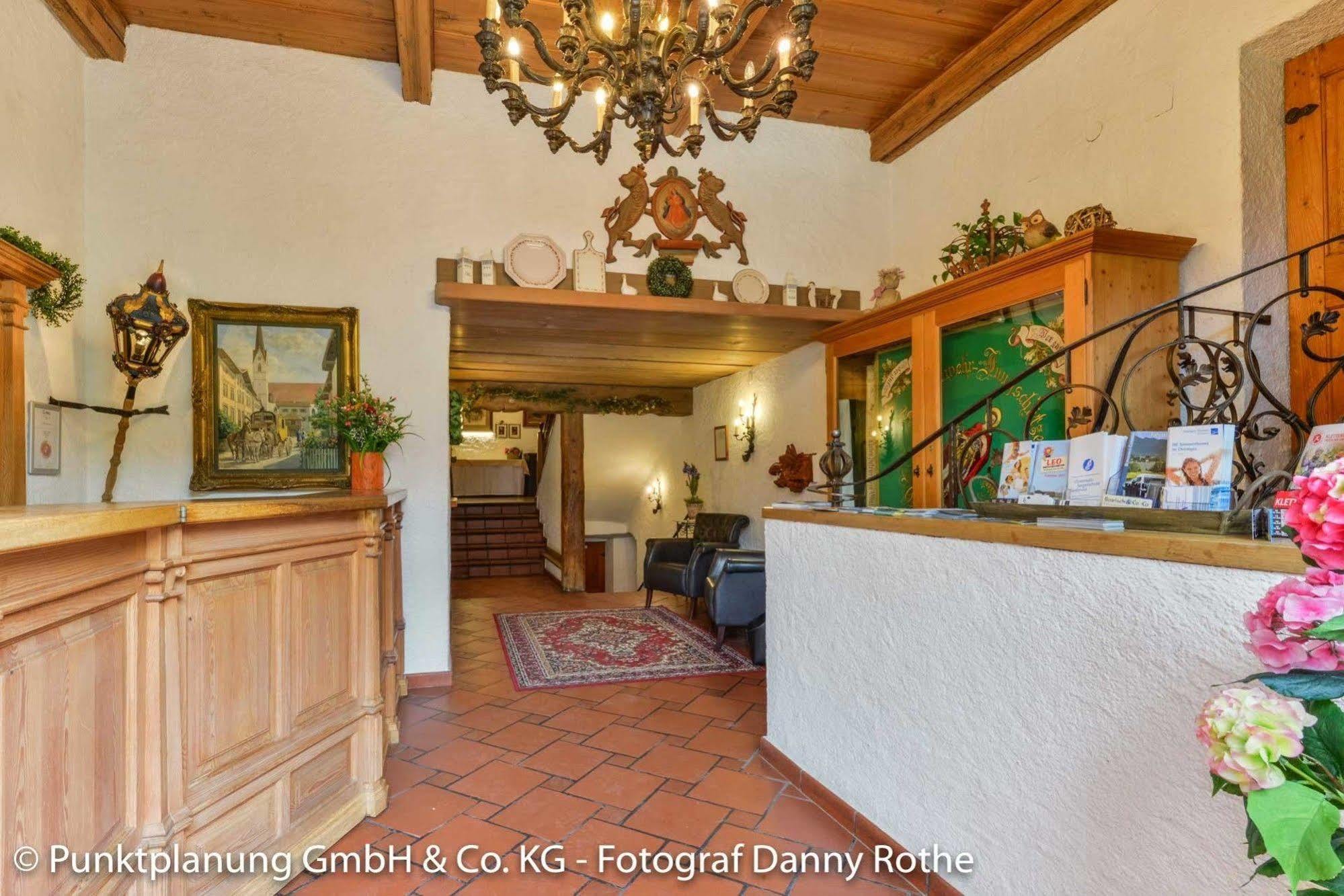 Hotel Oberwirt Obing Extérieur photo
